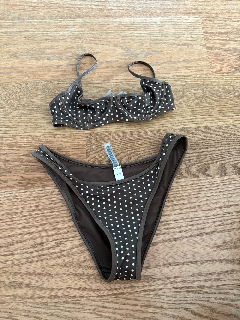 Frankie’s Bikinis set